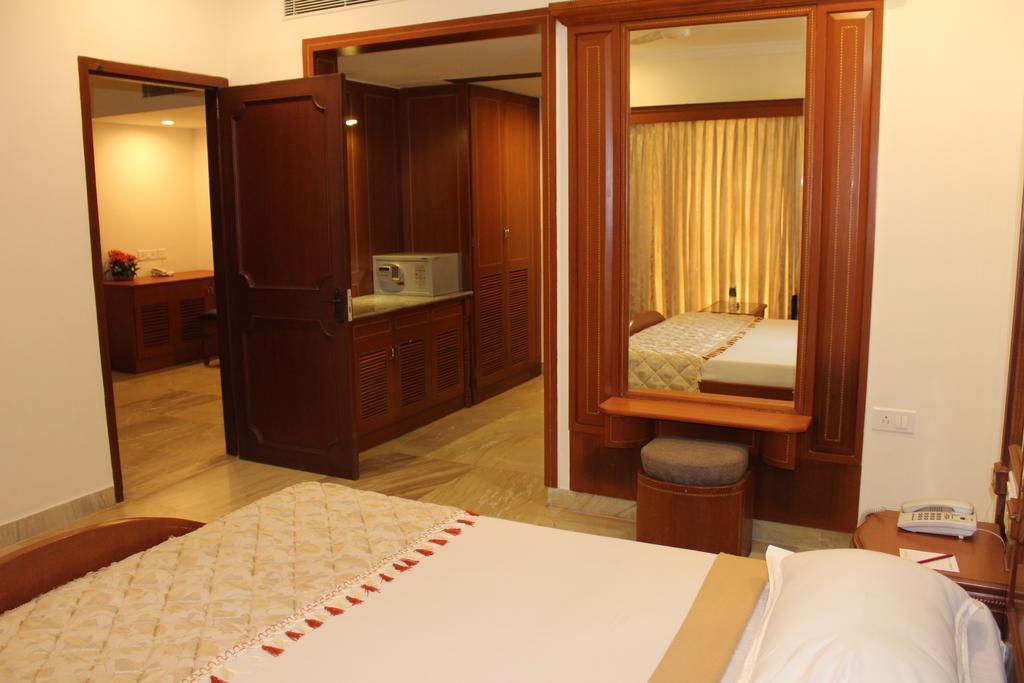 Paramount Inn Sriperumbudur Ngoại thất bức ảnh